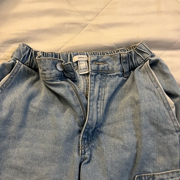 Jeans - Picture 3 of 5